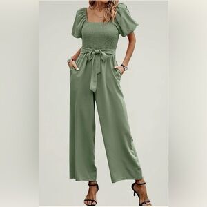 Angashion Women's Jumpsuit Puff Short Sleeve Romper (698)